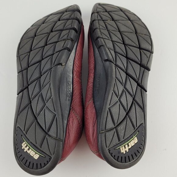 Earth Aspire Bordeaux Red Slip On Leather Flats 6B - Picture 6 of 7